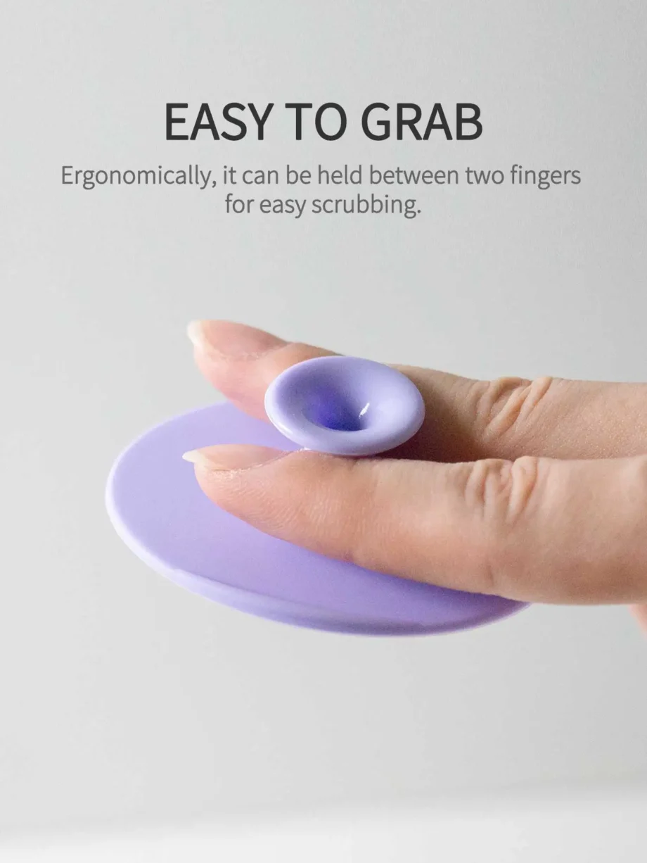 3 Pcs Baby silicone shampoo brush ellipse clean the head dirt soft and protect the scalp without damaging the hair