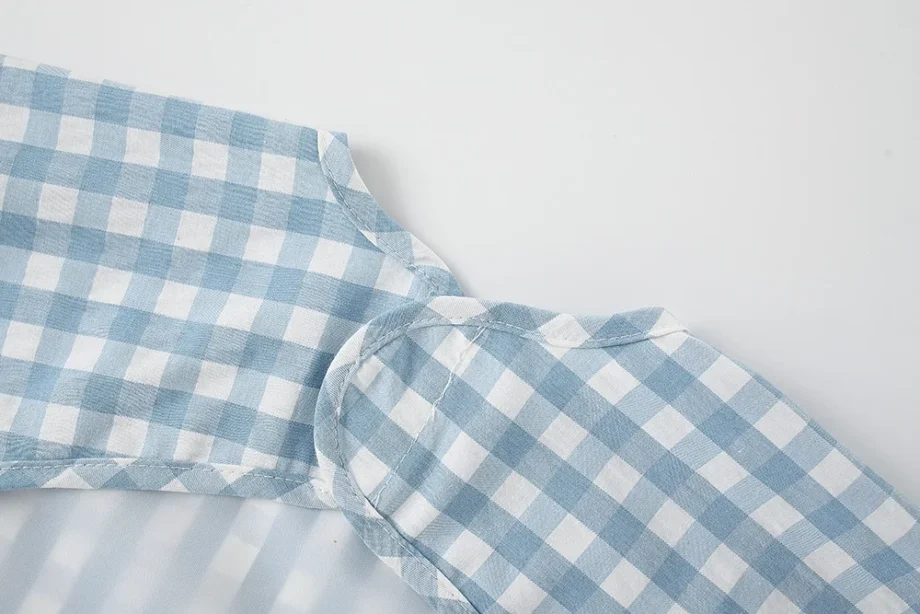 Summer baby Food Overalls Waterproof clothes bibs for boys girls Children's clothing No-Wash Apron cotton plaid sleeveless bibs