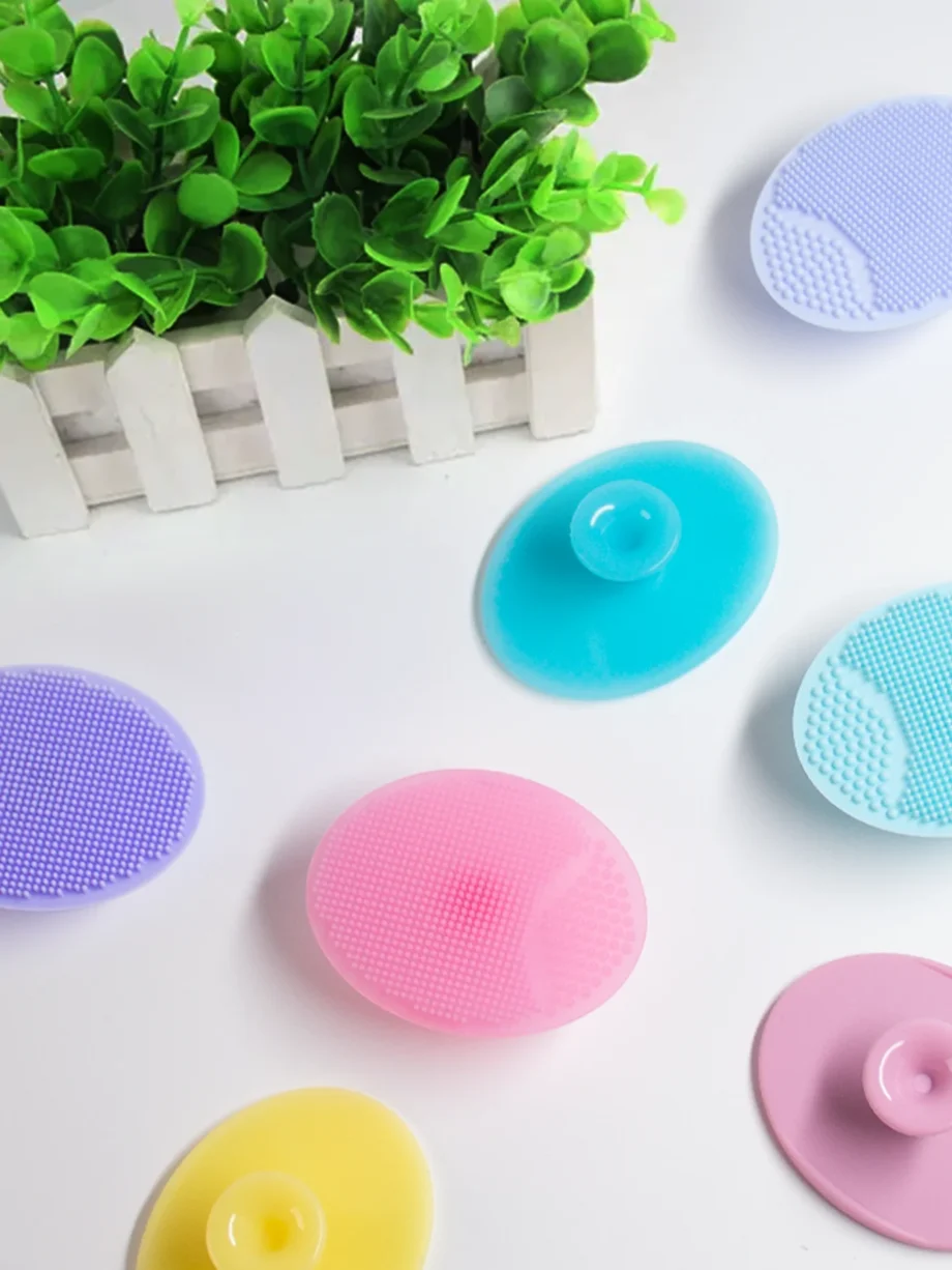 3 Pcs Baby silicone shampoo brush ellipse clean the head dirt soft and protect the scalp without damaging the hair